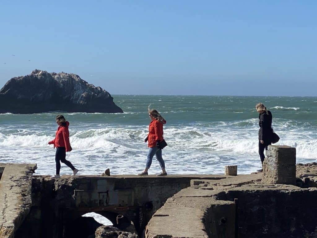 sutro-baths-urban-ruins-san-francisco-girls-hiking-free-things-to-do-in-san-francisco