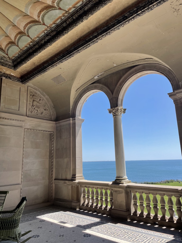 ocean views from breakers mansion newport rhode island new england road trip.