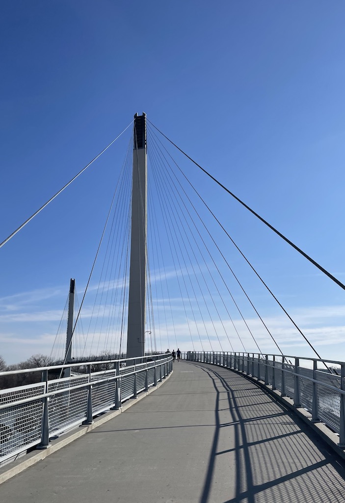 bob kerrey pedestrian bridge omaha nebraska walkway