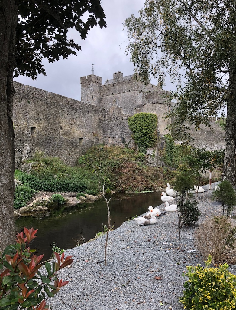 cahir castle cork ireland