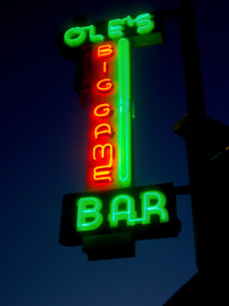 oles big game steakhouse and lounge neon sign lake mcconaughy paxton nebraska