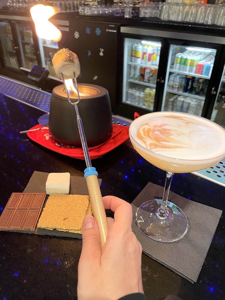 denver christmas pop up bars sleigh bar milepost zero mcgregor square lodo smores kit