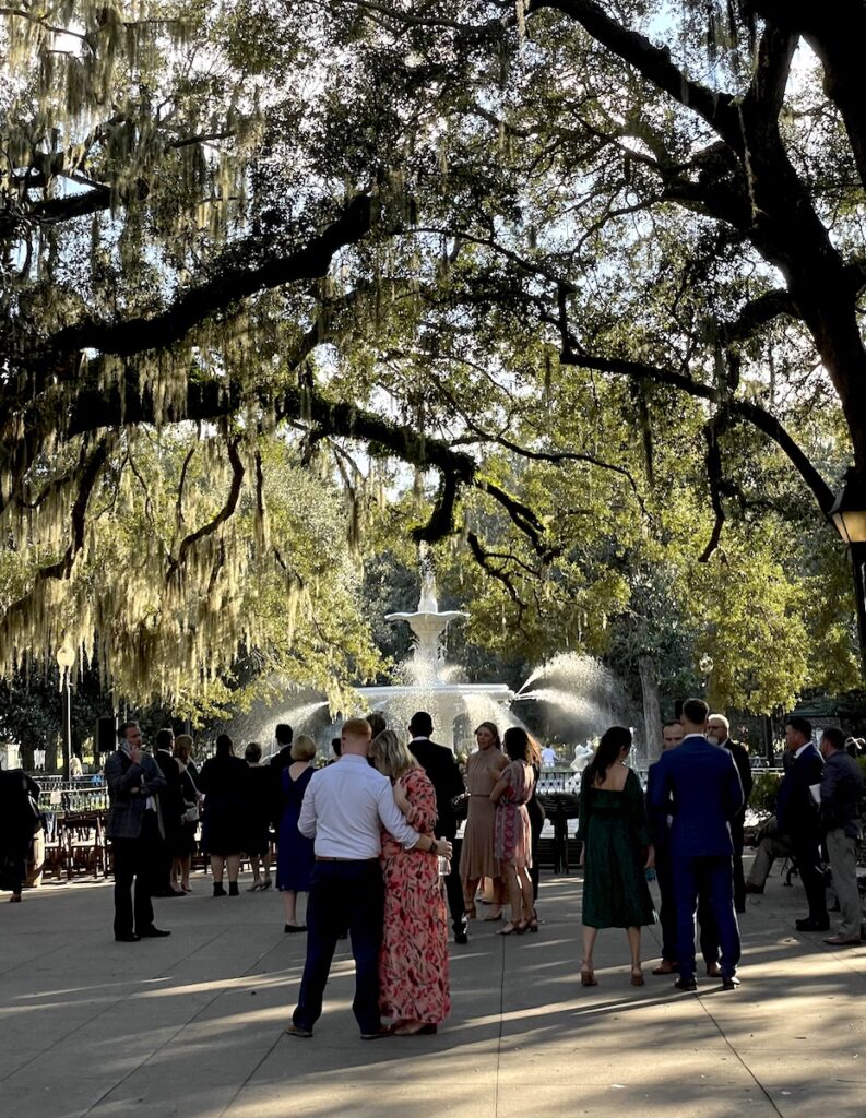 wedding at Fountain at Forsyth Park savannah georgia