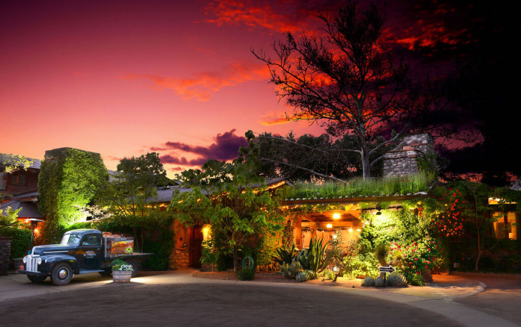 El Portal Sedona Hotel Exterior Sunset Sedona Arizona