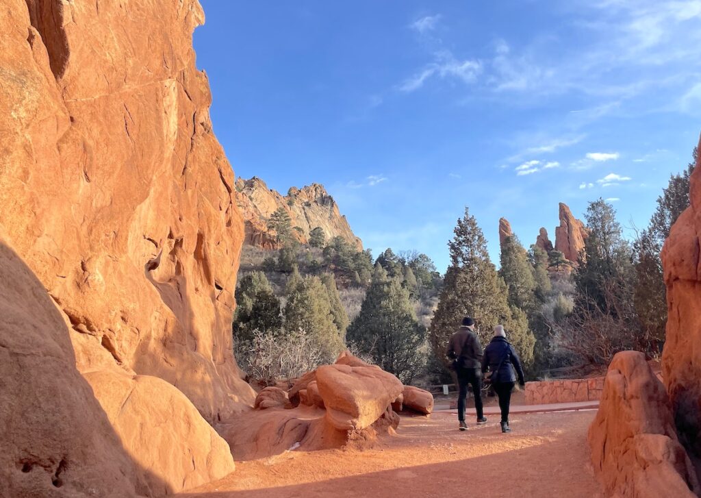 winter hiking in garden of the gods colorado springs colorado