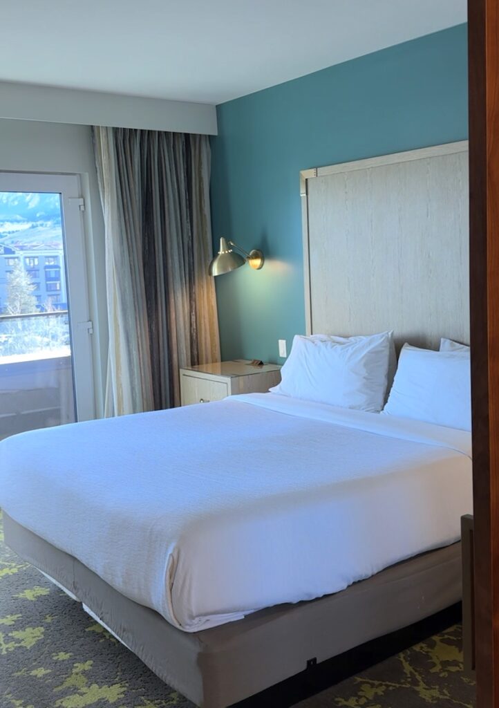 embassy suite guest room boulder colorado hotel