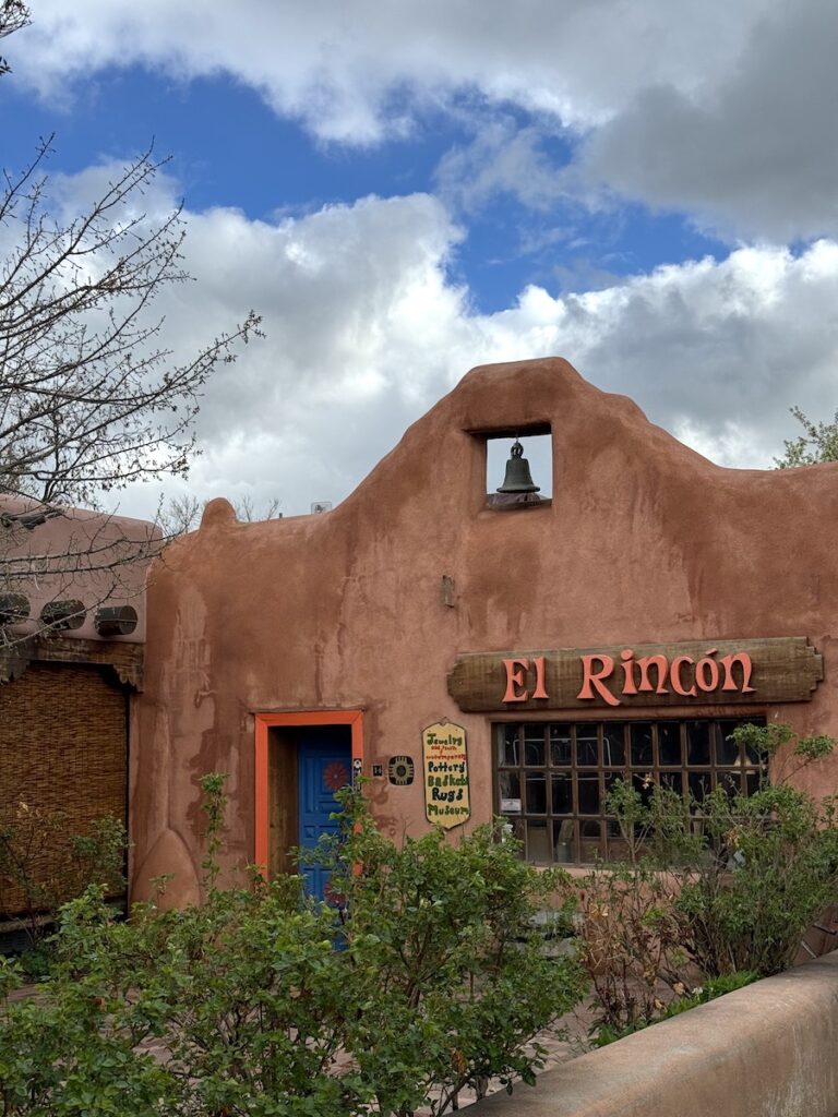art galleries downtown taos new mexico