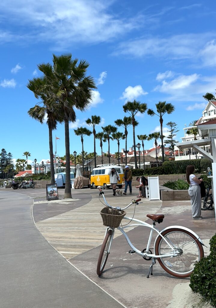 beach cruiser beach boardwalk coronado island san diego california