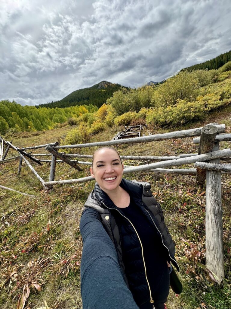 hiking aspen alley trail breckenridge colorado fall